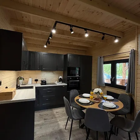 Letniskowy Zacisze 2 Holiday home Urowo